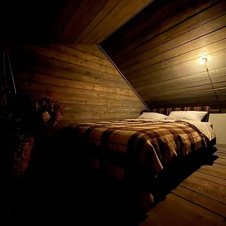Tiny Barn House Дом отдыха *